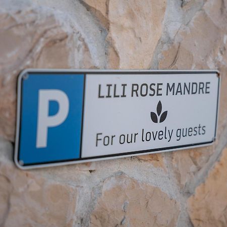 Lili Rose Mandre - Exclusive Family Apartments With Sea View, Just Steps From Beach Luaran gambar