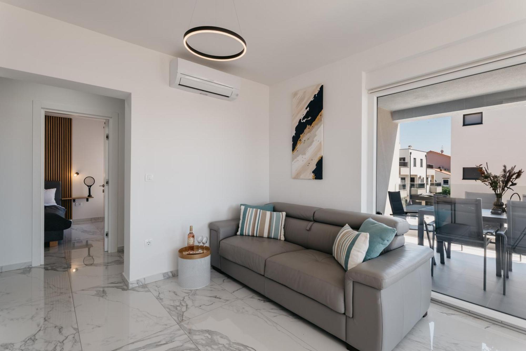 Lili Rose Mandre - Exclusive Family Apartments With Sea View, Just Steps From Beach Bilik gambar