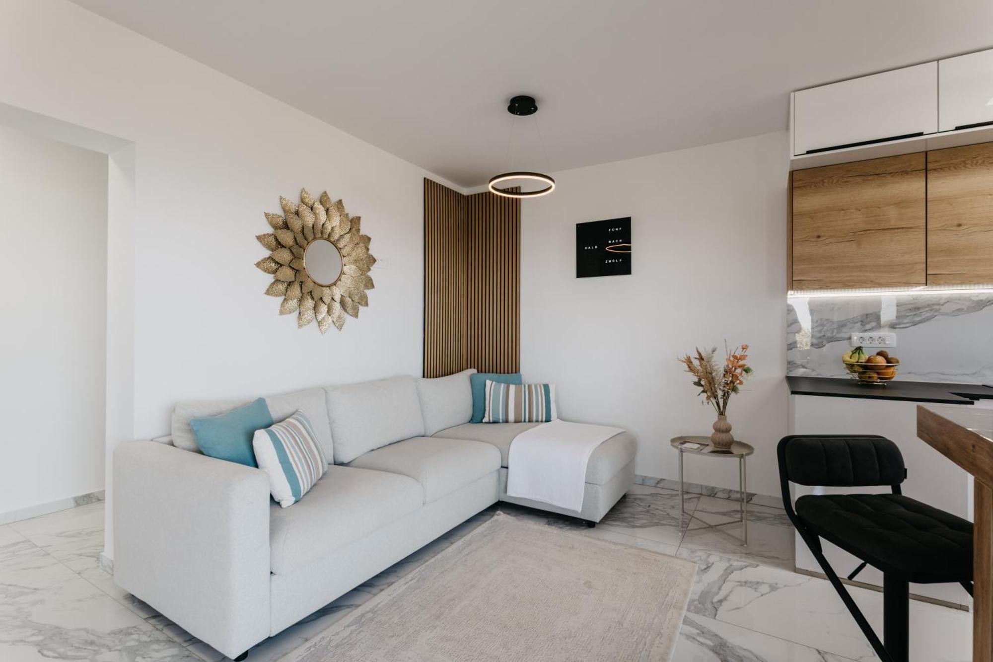 Lili Rose Mandre - Exclusive Family Apartments With Sea View, Just Steps From Beach Bilik gambar
